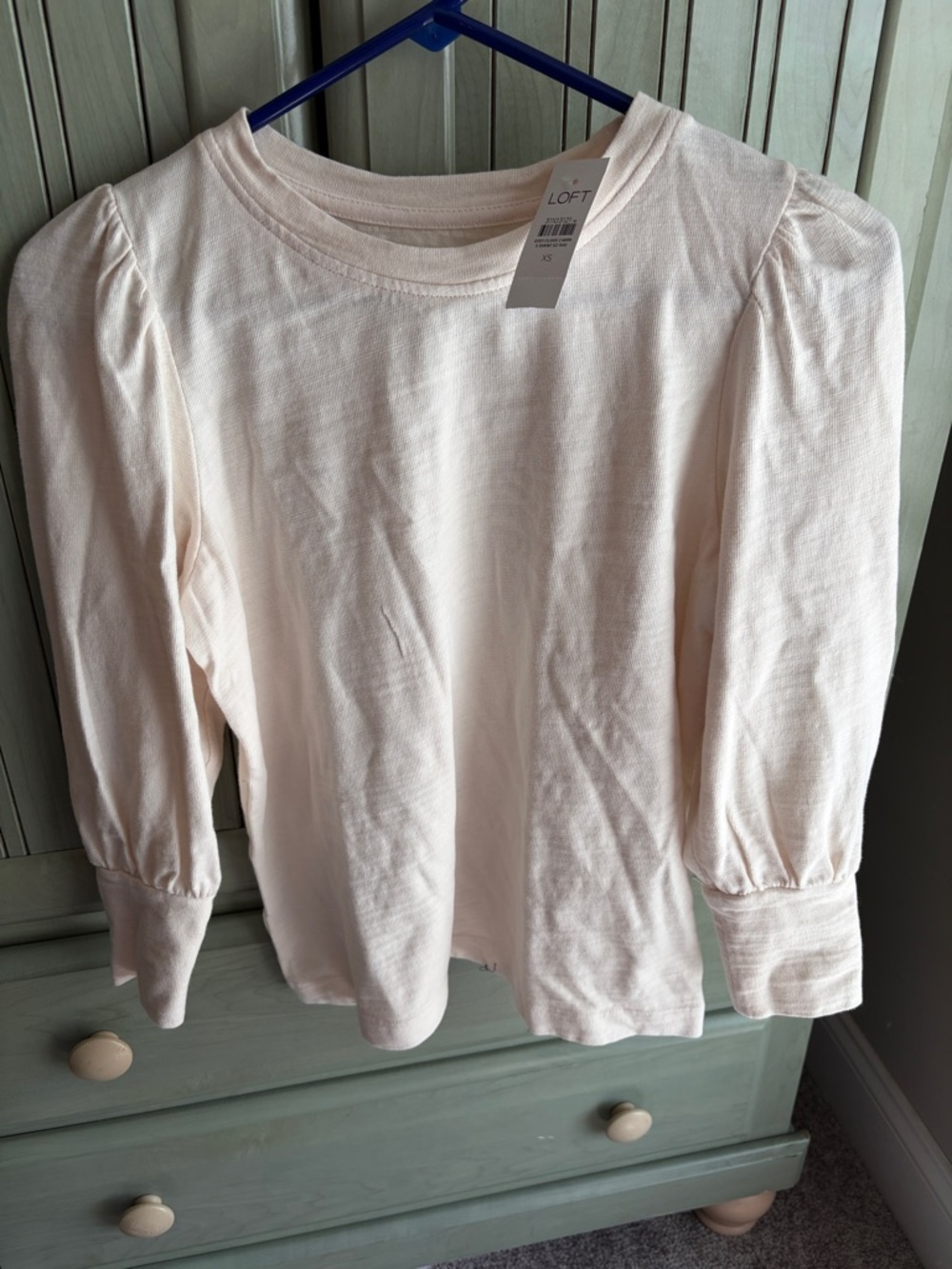 LOFT XS Cream Puff-Sleeve Crewneck Top